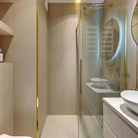 Apartmanhotel Granaria Deluxe & Riverside By Downtown