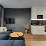 Granaria Deluxe & Riverside By Downtown Aparthotel