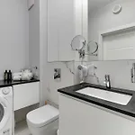 Aparthotel Granaria Deluxe & Riverside By Downtown 4*