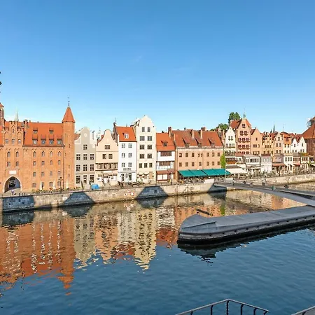 Granaria Deluxe & Riverside By Downtown