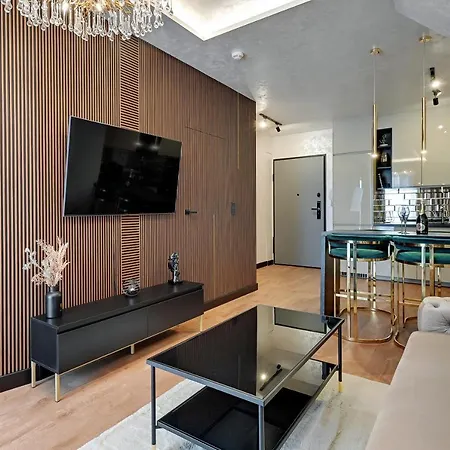 Granaria Deluxe & Riverside By Downtown Apartmán *