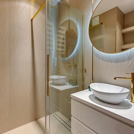 Apart Otel Granaria Deluxe & Riverside By Downtown