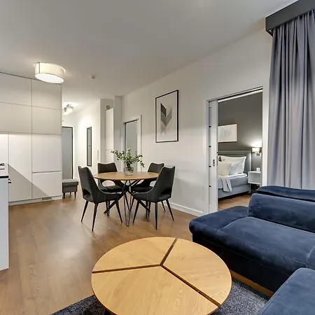 Granaria Deluxe & Riverside By Downtown 4*
