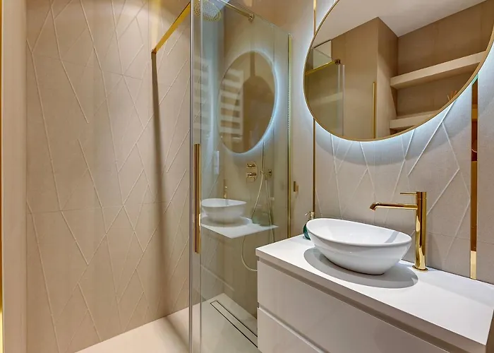 Apartmanhotel Granaria Deluxe & Riverside By Downtown