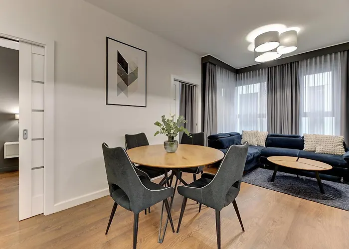 Granaria Deluxe & Riverside By Downtown 4*