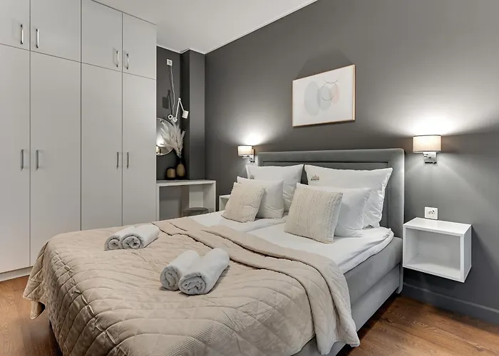 Granaria Deluxe & Riverside By Downtown 4* Gdańsk